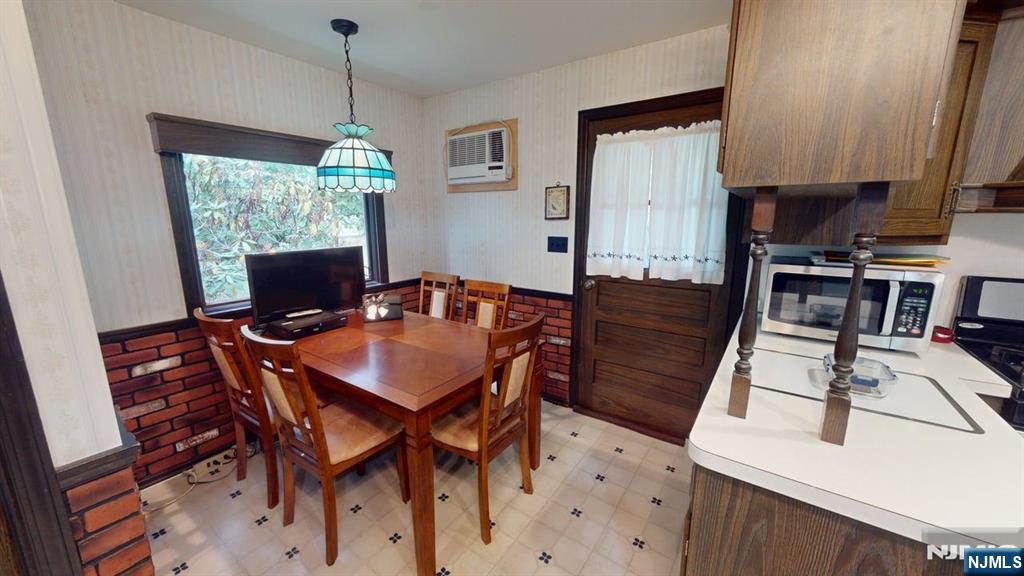 149 Brookside Avenue