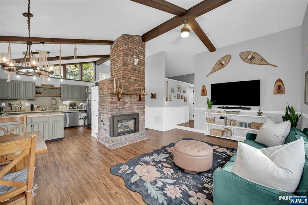 64 Bellot Road