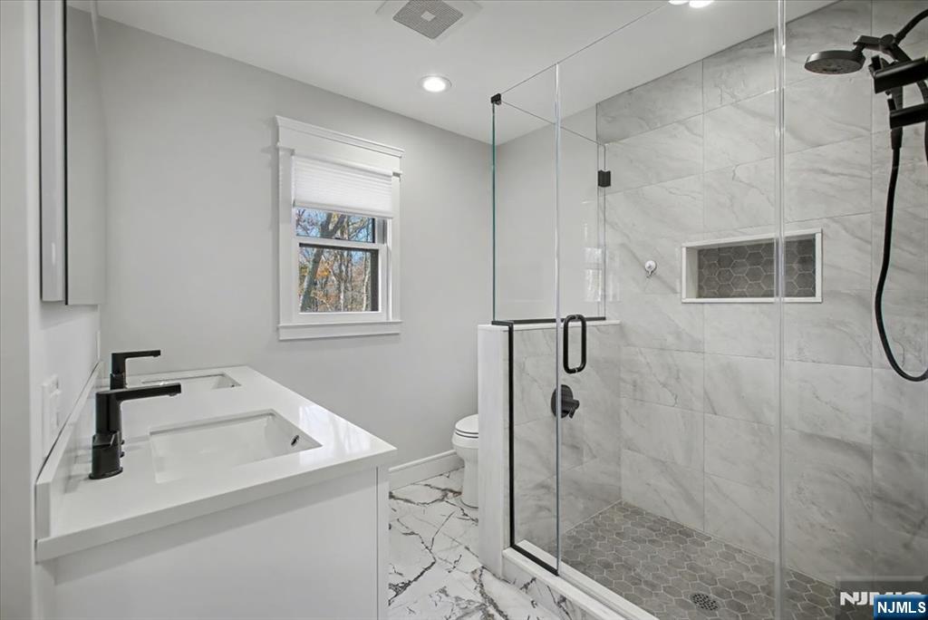 567 Echo Glen Avenue