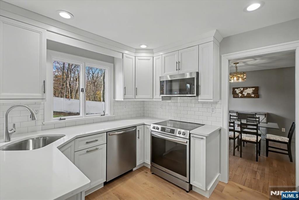 567 Echo Glen Avenue