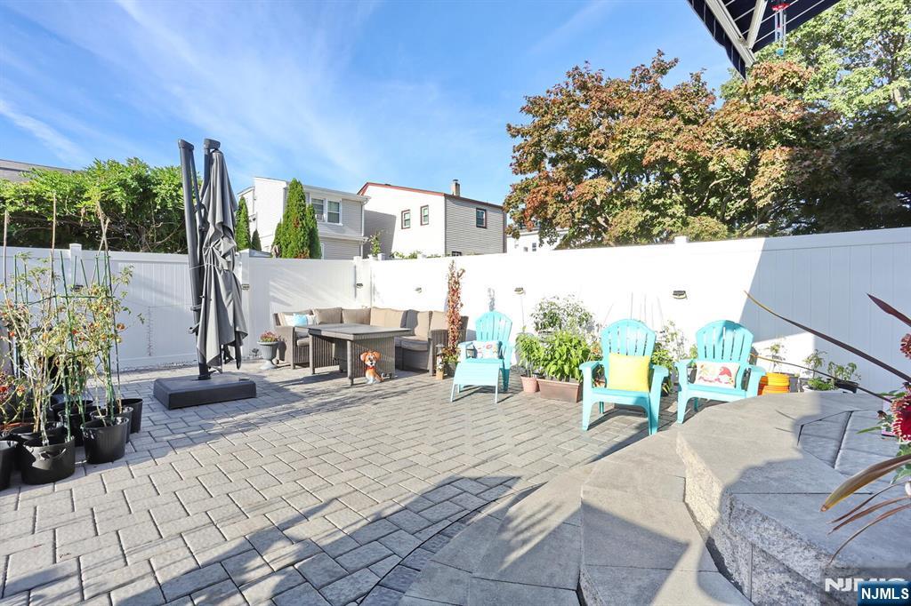 119 Crystal Street