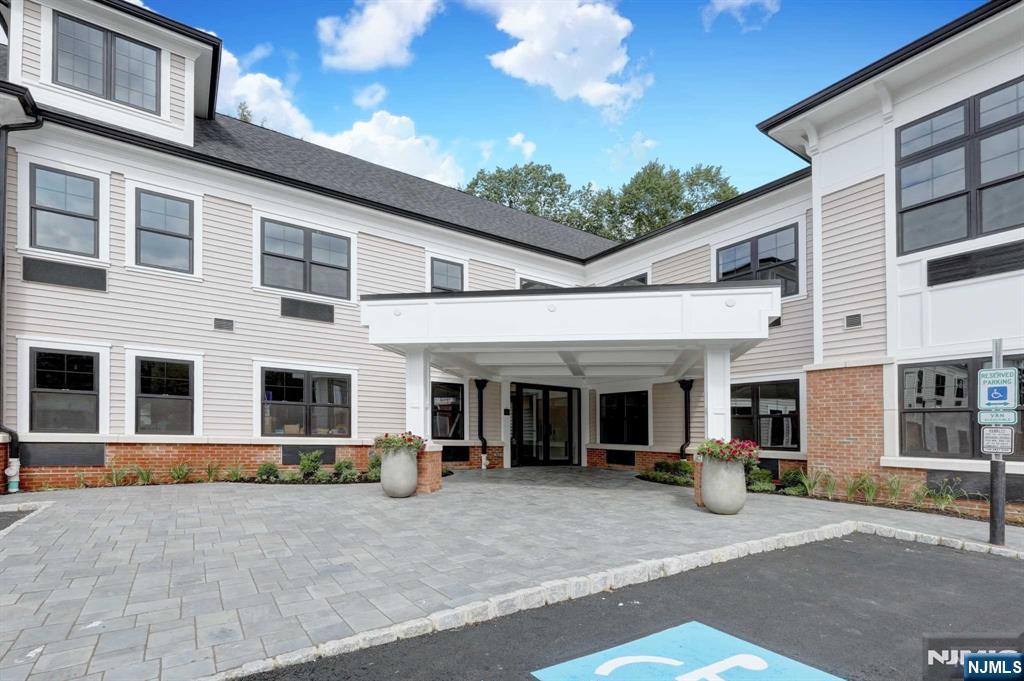 305 Patterson Street 105