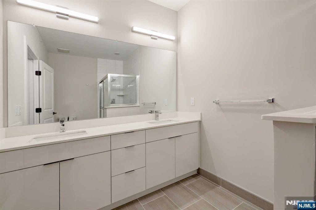 305 Patterson Street 105