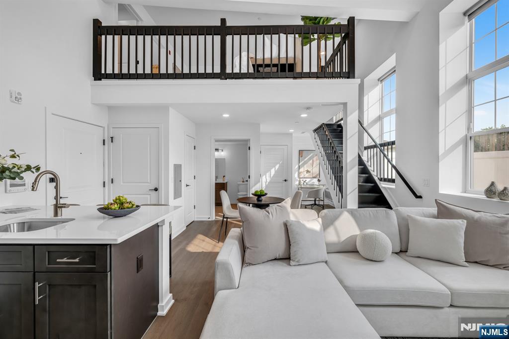 315 Railroad Avenue 110