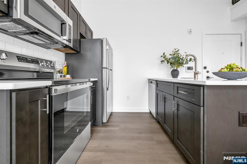 315 Railroad Avenue 110