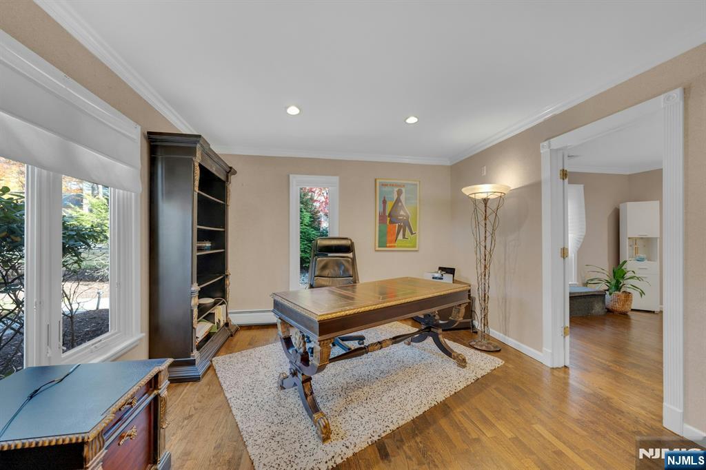 565 Faletti Way