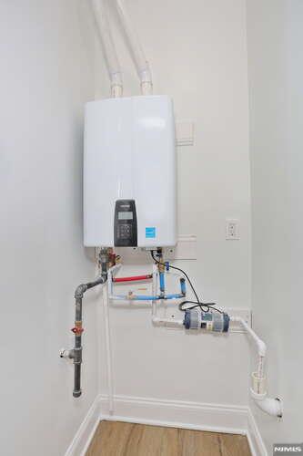 385 Passaic Avenue 3