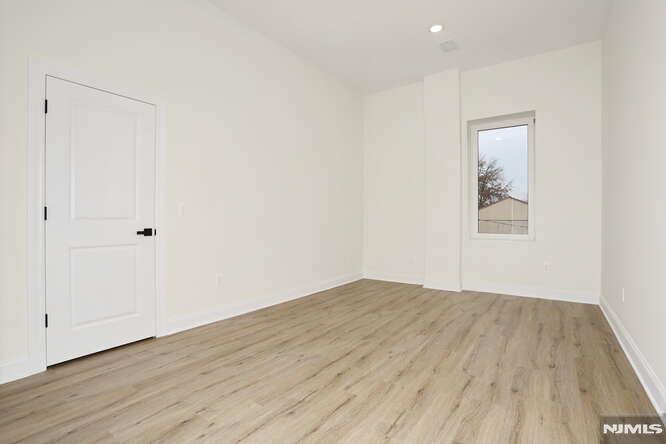 385 Passaic Avenue 4