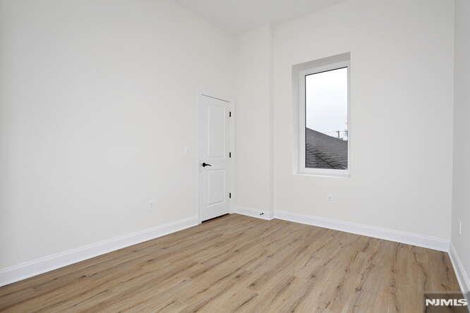 385 Passaic Avenue 4