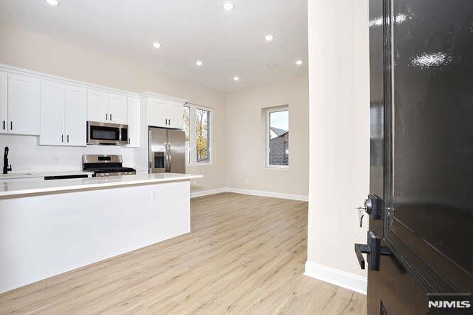 385 Passaic Avenue 4