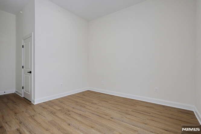 385 Passaic Avenue 5