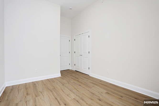 385 Passaic Avenue 5