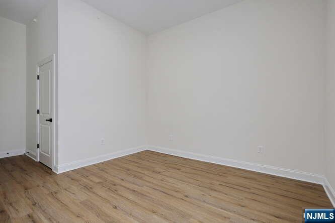 385 Passaic Avenue 5