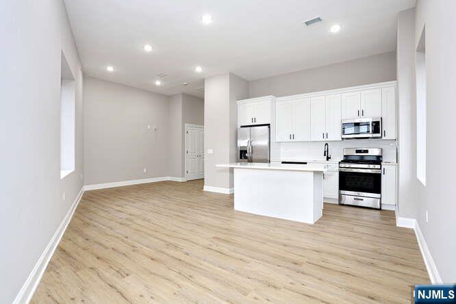 385 Passaic Avenue 5