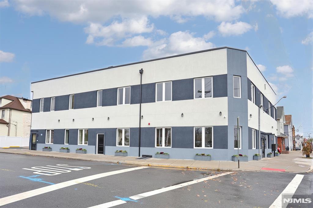 385 Passaic Avenue 6