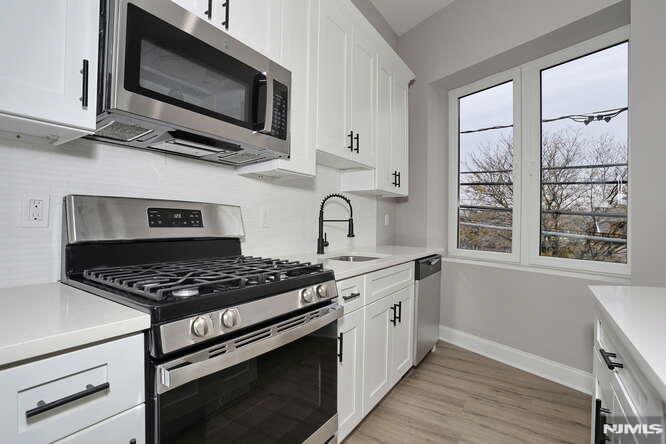 385 Passaic Avenue 7