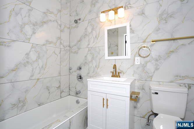 385 Passaic Avenue 7