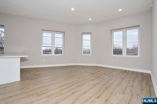 385 Passaic Avenue 7