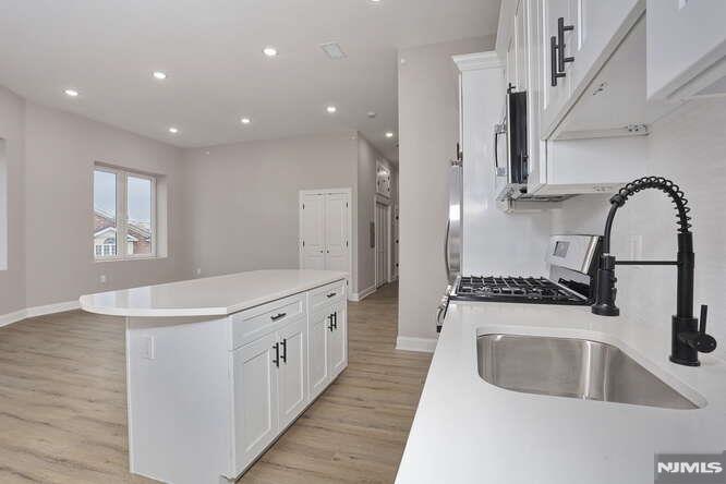 385 Passaic Avenue 7