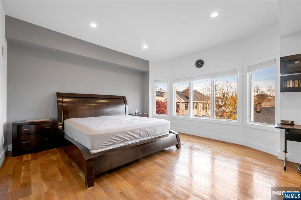 807 Edgewood Lane B