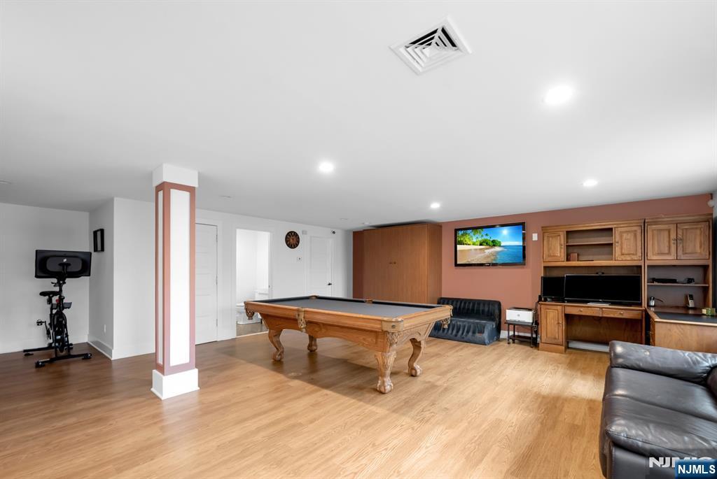 807 Edgewood Lane B