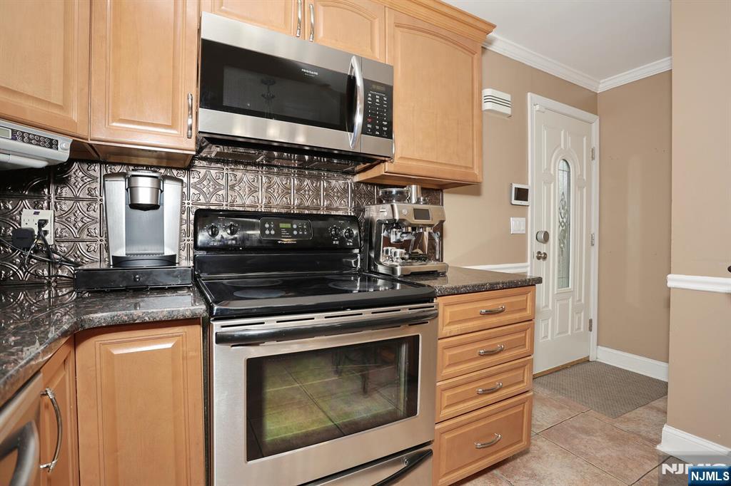 82 Bromley Place