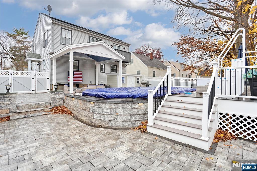 82 Bromley Place
