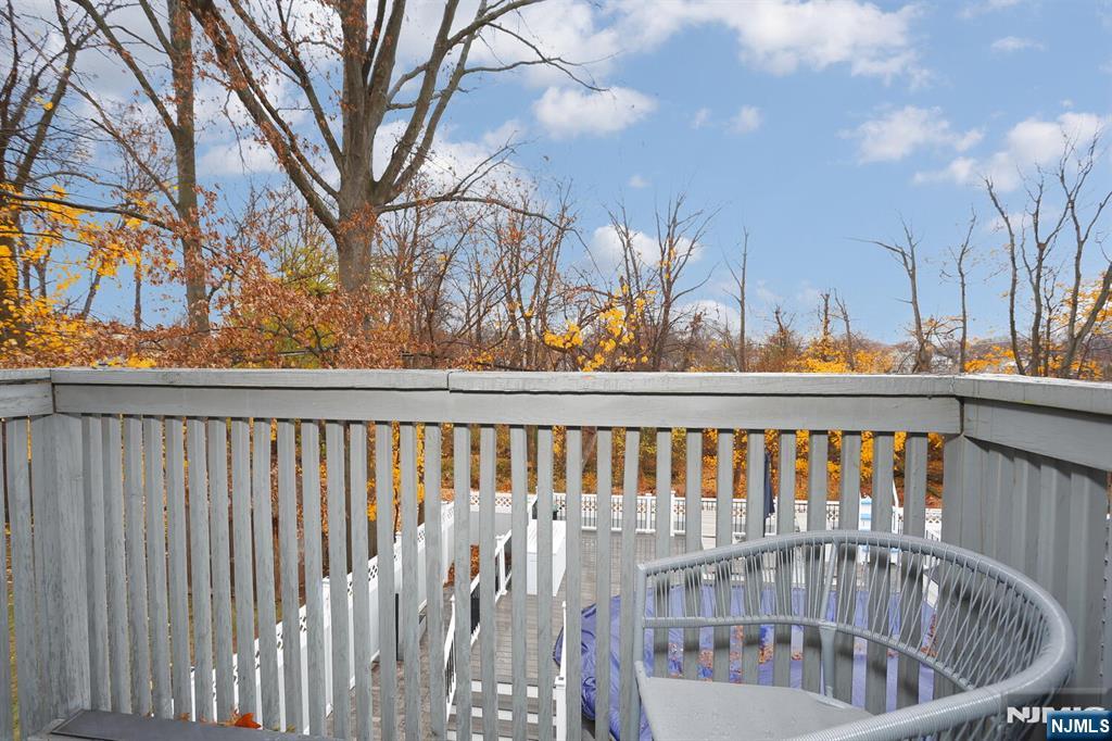 82 Bromley Place