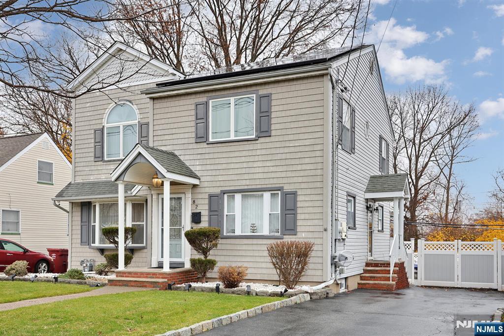 82 Bromley Place
