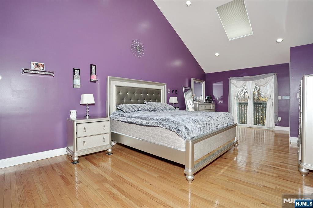 82 Bromley Place