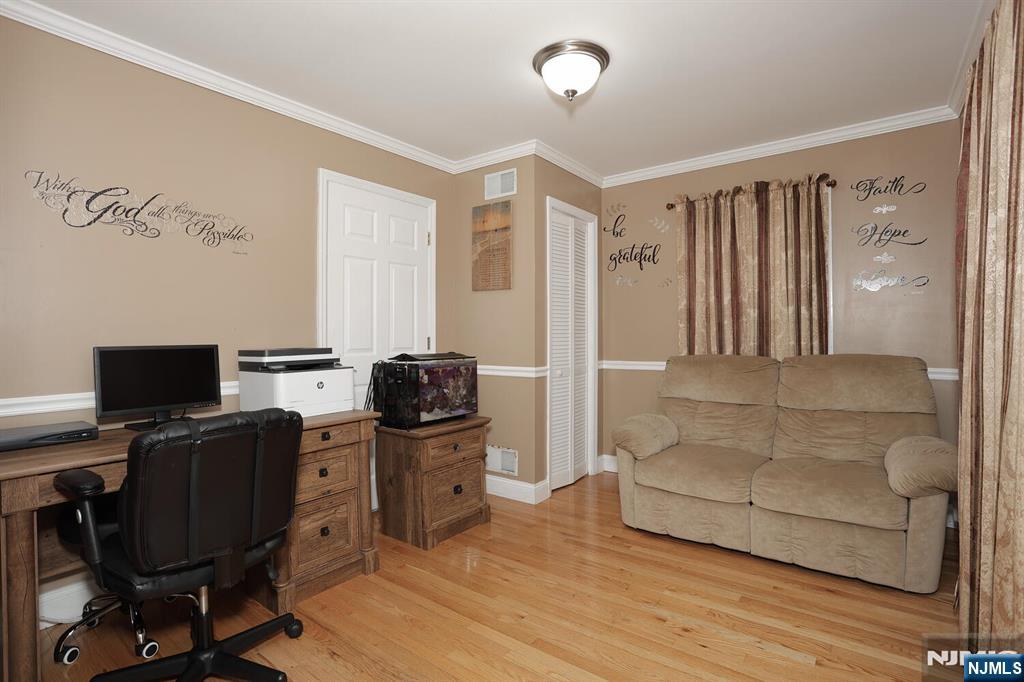 82 Bromley Place