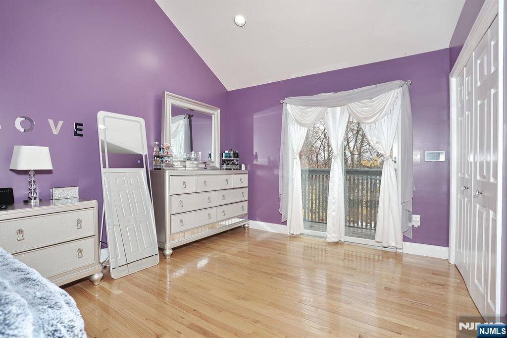82 Bromley Place