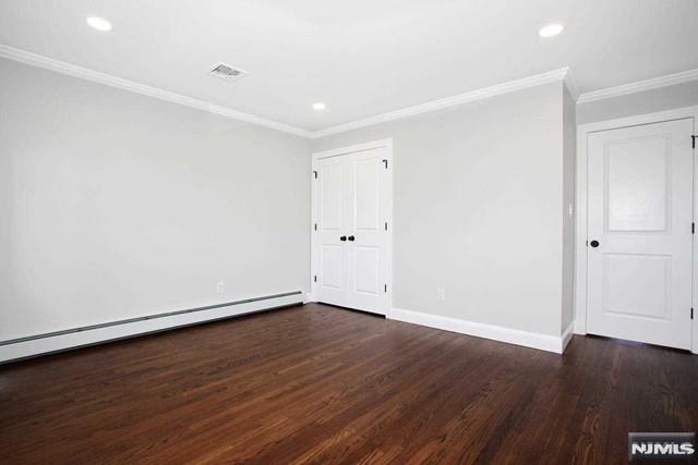 611 Kingsland Avenue