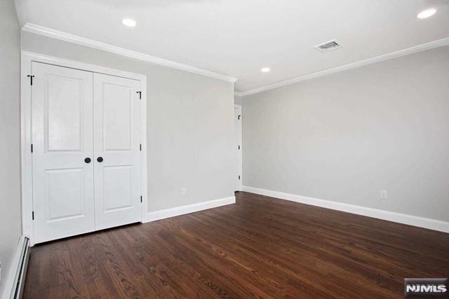 611 Kingsland Avenue