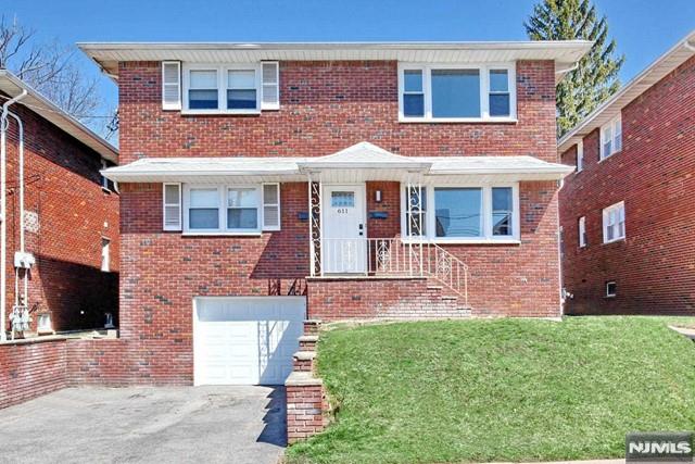 611 Kingsland Avenue