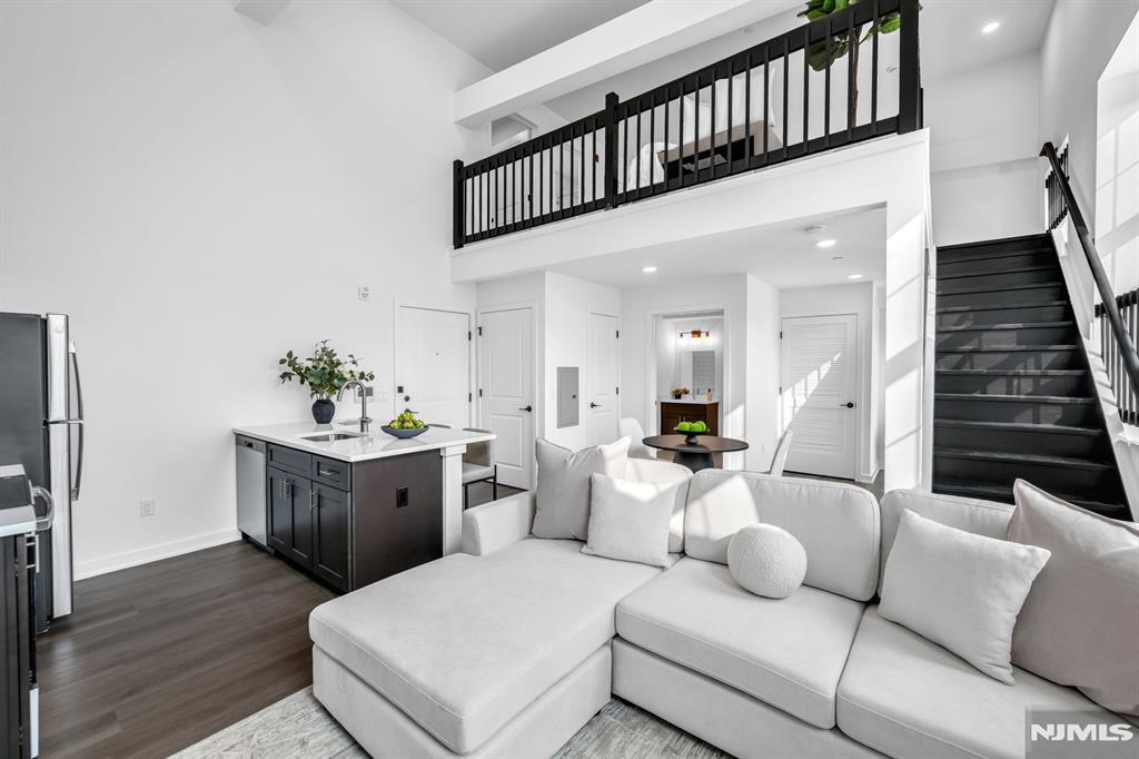 315 Railroad Avenue 108