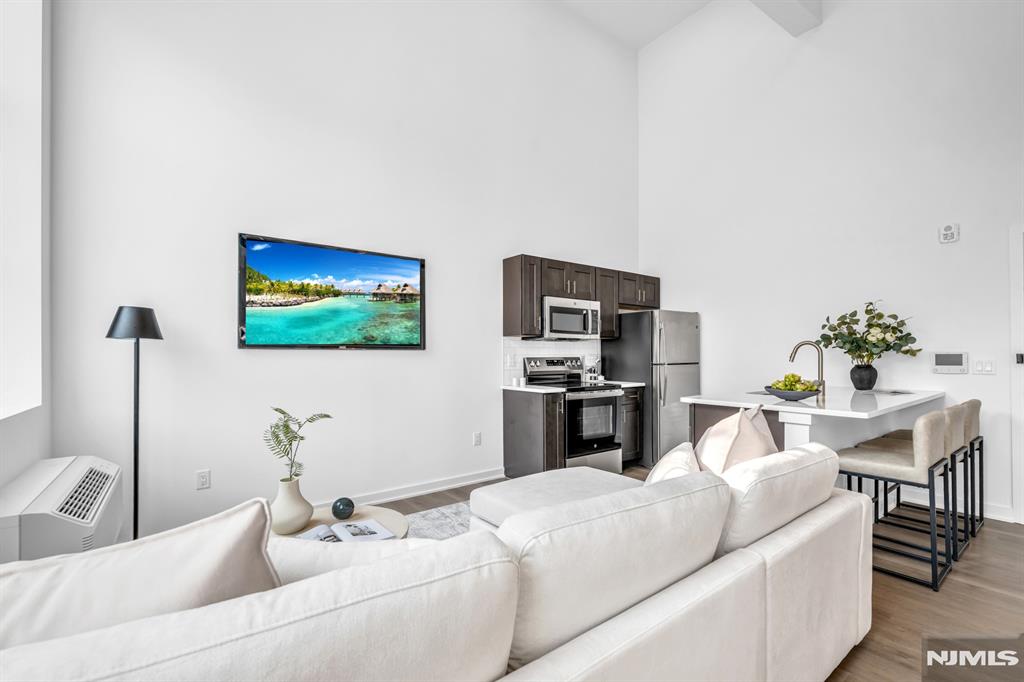 315 Railroad Avenue 108