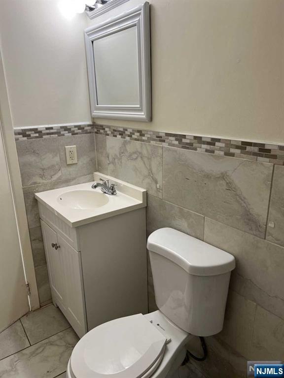 121 Westervelt Place 1F