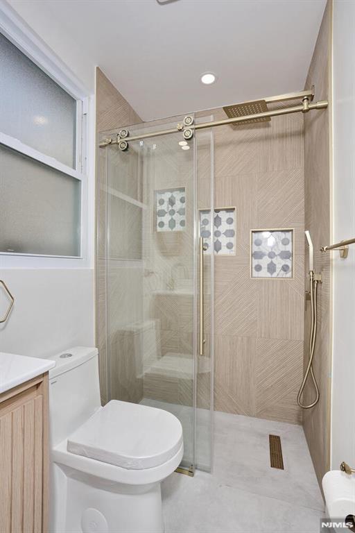 105 Summit Avenue 1