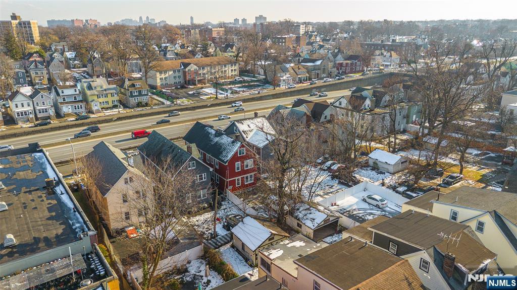 189 Oraton Parkway