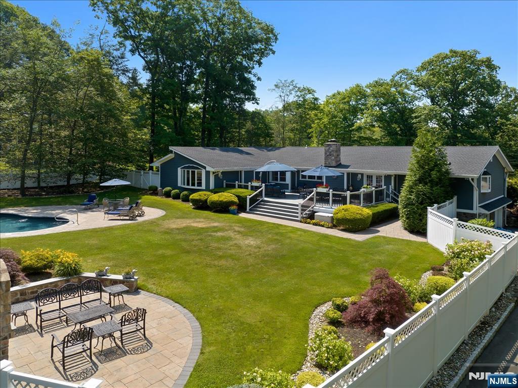 85 Oak Drive