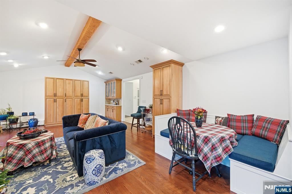 85 Oak Drive