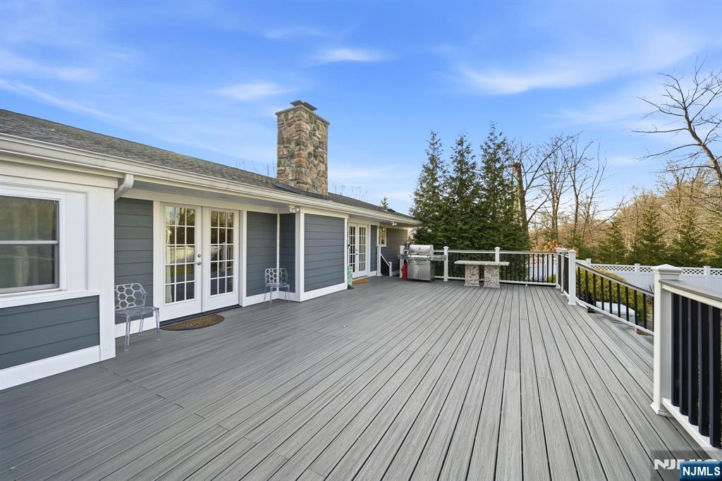 85 Oak Drive