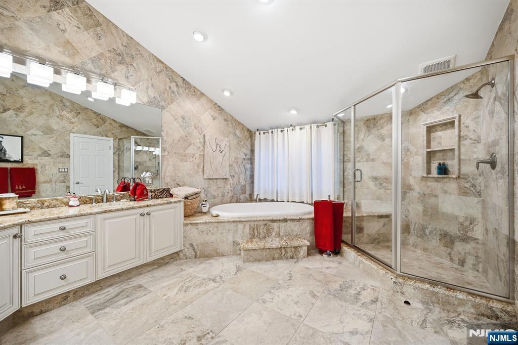 85 Oak Drive