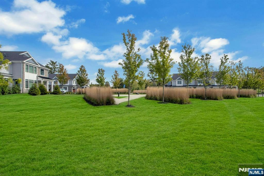 31 St Andrews Circle