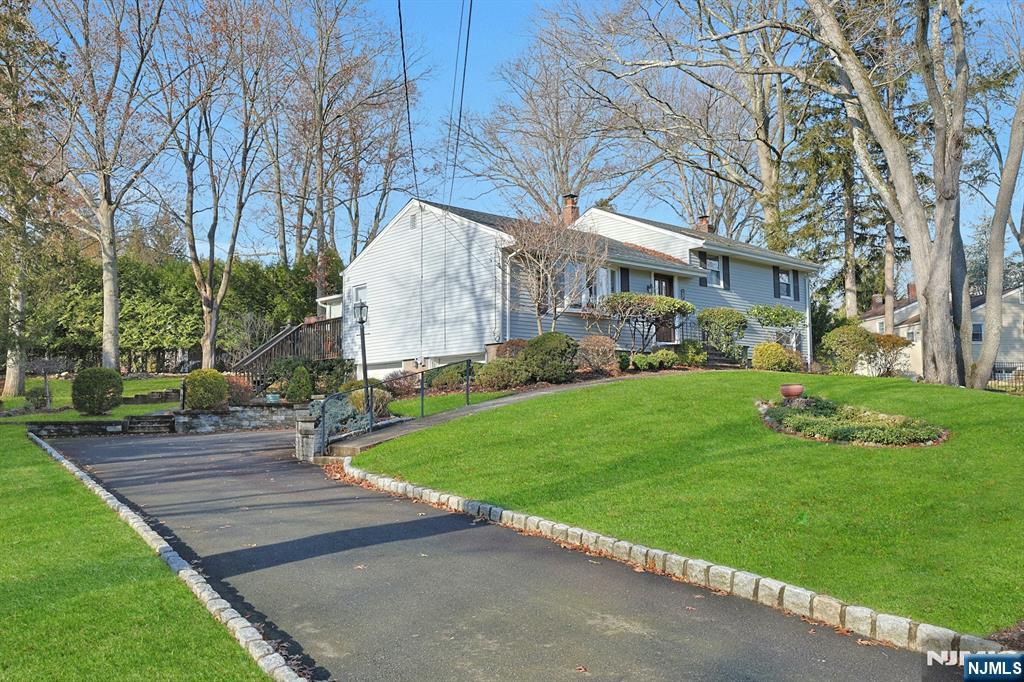 657 Jones Road