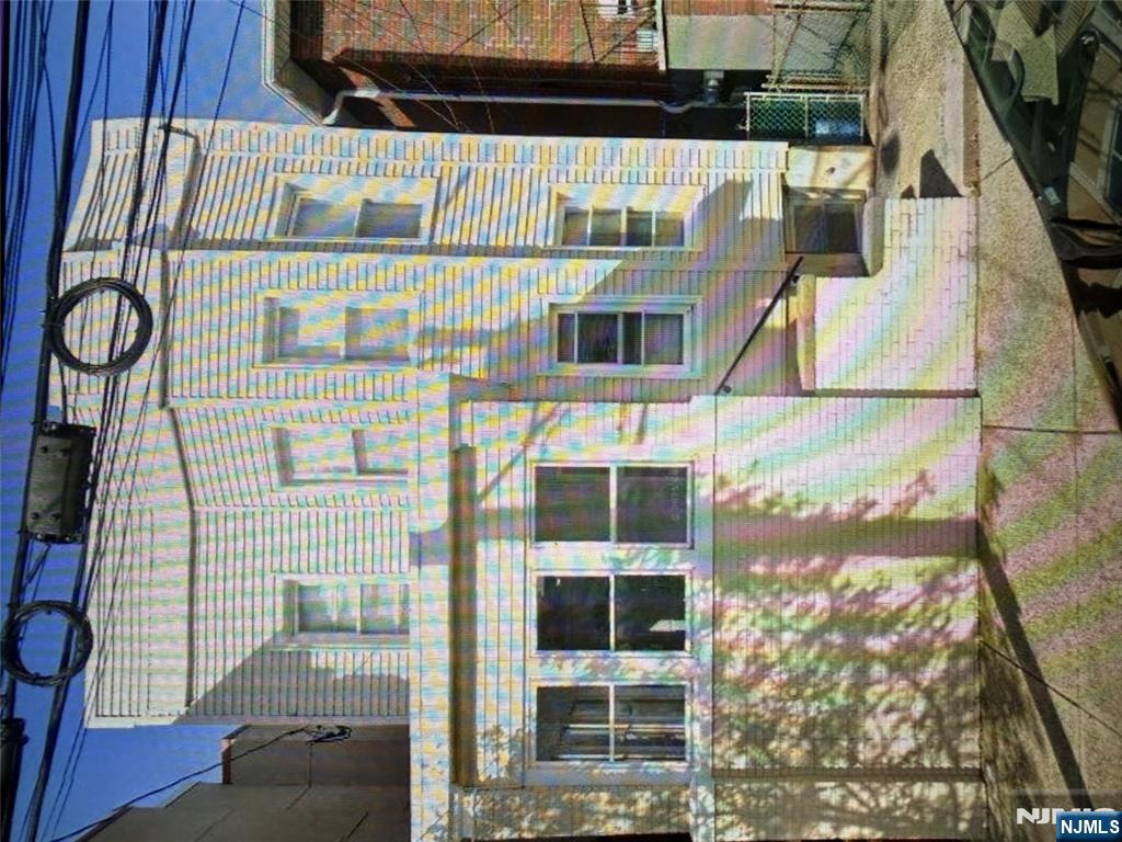 309 2nd Street