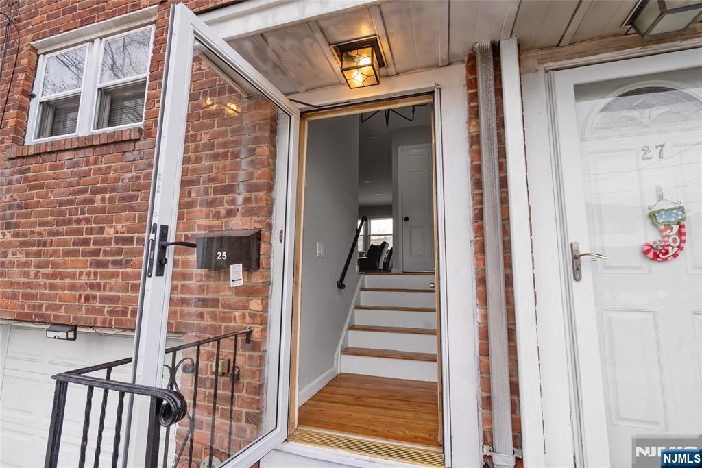 25 Ferncliff Road