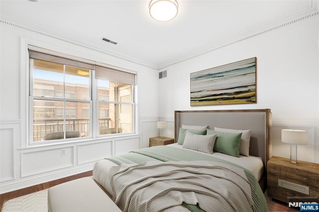 22 Ave At Port Imperial 403