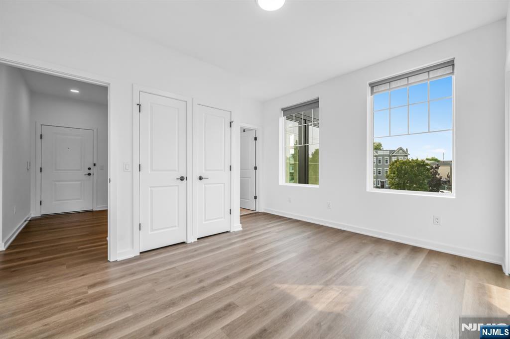 315 Railroad Avenue 204